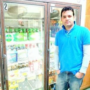 Meet your Posher, Sameer